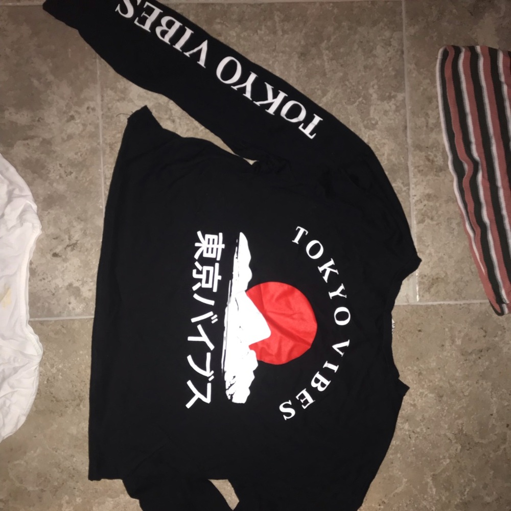 Tokyo Cropped Tee